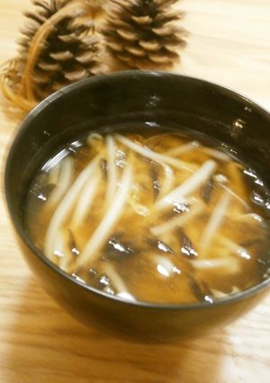 鉄分補給！ひじきともやしのお味噌汁-レシピのメイン写真
