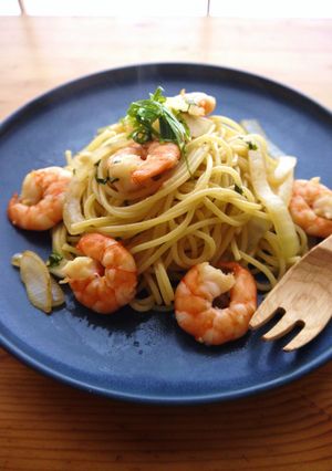 えびと玉ねぎのコンソメパスタ-レシピのメイン写真