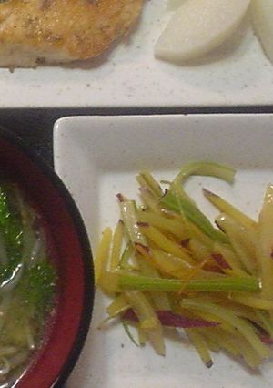 はなびし草のサツマイモとセロリの金平-レシピのメイン写真