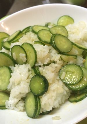 1人ランチ☆胡瓜の甘味噌和えのっけ丼-レシピのメイン写真