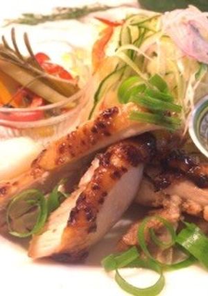 ☆ヨシダソースde鳥モモ肉のソテー♪-レシピのメイン写真