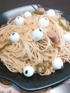ハロウィンに★目玉いっぱいのナポリタン-レシピのメイン写真