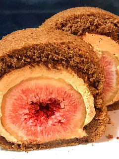 いちじくロールケーキ☆キャラメルクリーム-レシピのメイン写真