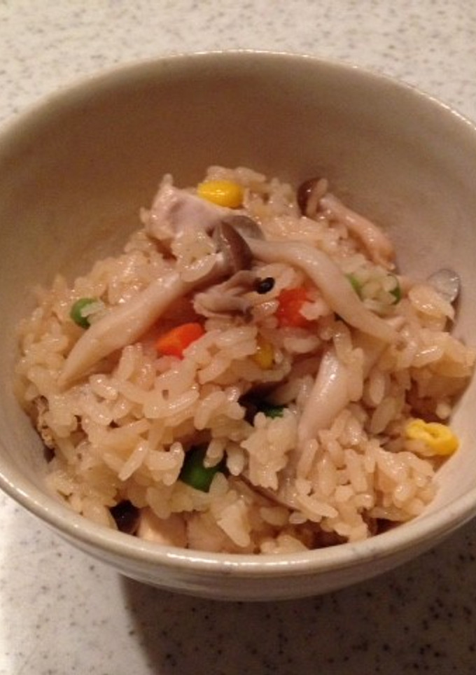 鶏としめじの炊き込みご飯-レシピのメイン写真