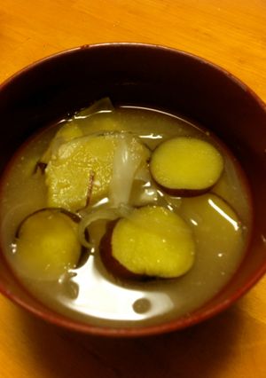 薩摩芋の甘いお味噌汁-レシピのメイン写真