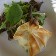 シェーブルとイチジクのパリパリ包み焼き