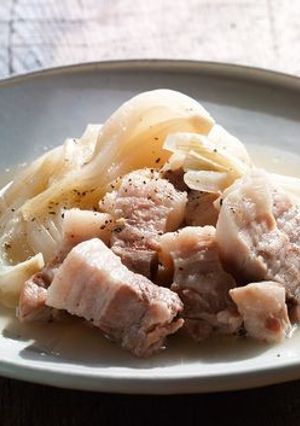 豚バラ肉と玉ねぎの煎り酒煮-レシピのメイン写真