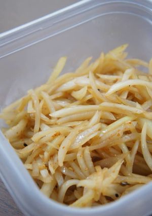 エコ・大根1本分の皮のキンピラ-レシピのメイン写真