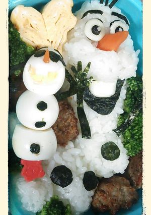 ☆初オラフ弁当でもリアルに(o≧▽゜)o-レシピのメイン写真