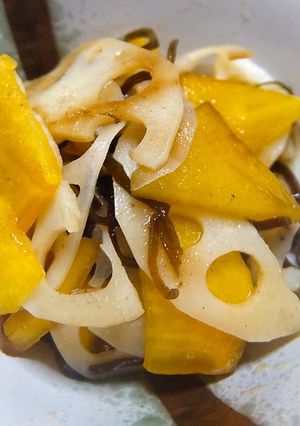 柿と蓮根の塩昆布和え-レシピのメイン写真