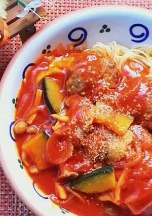きのこタップリ！ハンバーグシチューパスタ-レシピのメイン写真