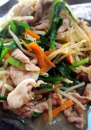 鮮やか☆にらともやしと人参の炒め物-レシピのメイン写真
