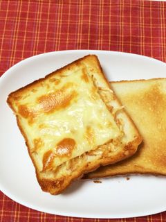 エビチーズトースト-レシピのメイン写真