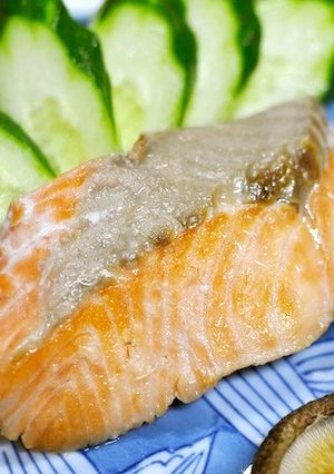 簡単◎生鮭のふっくら塩焼きbyフライパン-レシピのメイン写真