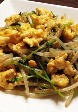 オイスターソースで豆苗といり卵もやし炒め-レシピのメイン写真