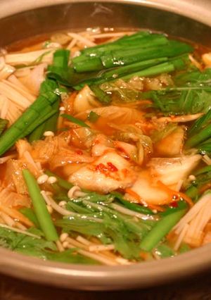 シャキシャキ野菜の豚キムチ鍋-レシピのメイン写真