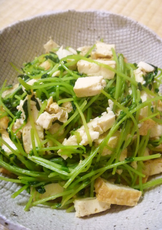 豆苗と厚揚げの炒め物-レシピのメイン写真