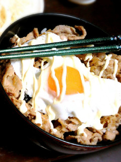 男子が喜ぶ♪生姜目玉丼♡-レシピのメイン写真