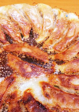 黒コゲ生焼け無し☆簡単パリパリ餃子の羽根-レシピのメイン写真