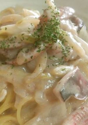 簡単イカクリームパスタ-レシピのメイン写真