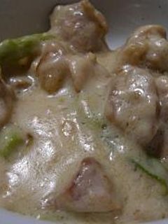 鶏もも肉とアスパラのクリーム煮-レシピのメイン写真