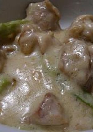 鶏もも肉とアスパラのクリーム煮-レシピのメイン写真