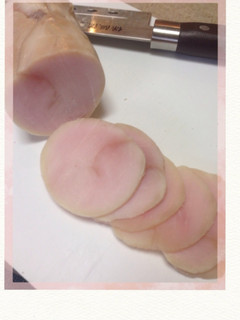 きれいなピンク❤︎鶏胸肉のハム-レシピのメイン写真