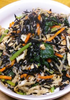 ひじきとありあわせ炒め煮-レシピのメイン写真