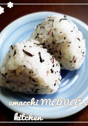 Wふりかけ＊おにぎり-レシピのメイン写真