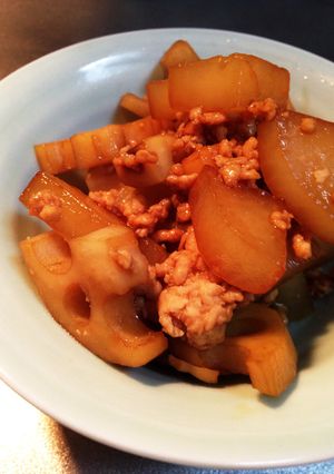 大根と蓮根のそぼろ煮-レシピのメイン写真