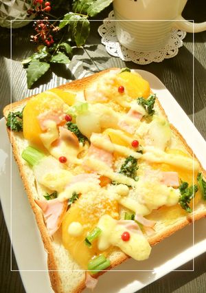 間引いた蕪と柿とハムのトースト-レシピのメイン写真