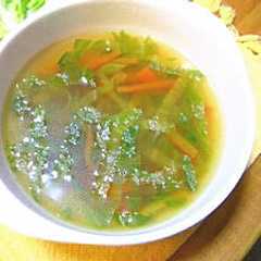 รูปของ レタスのカレースープ