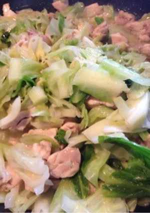 簡単☆キャベツと鶏肉炒め(๑╹ω╹๑ )-レシピのメイン写真