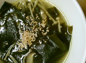 簡単 ワカメ 椎茸 えのきの 中華スープ-レシピのメイン写真