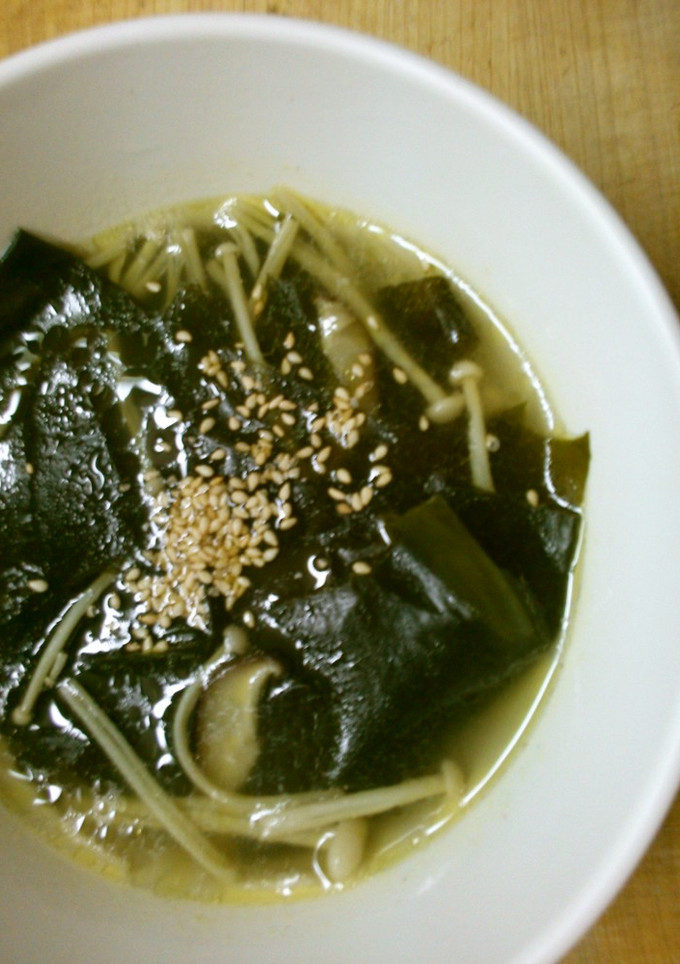 簡単 ワカメ 椎茸 えのきの 中華スープ-レシピのメイン写真
