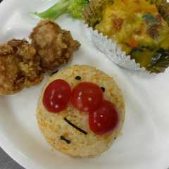 รูปของ 簡単すぎるアンパンマンご飯♡