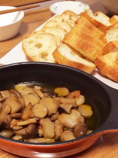 海老とキノコのアヒージョ-レシピのメイン写真