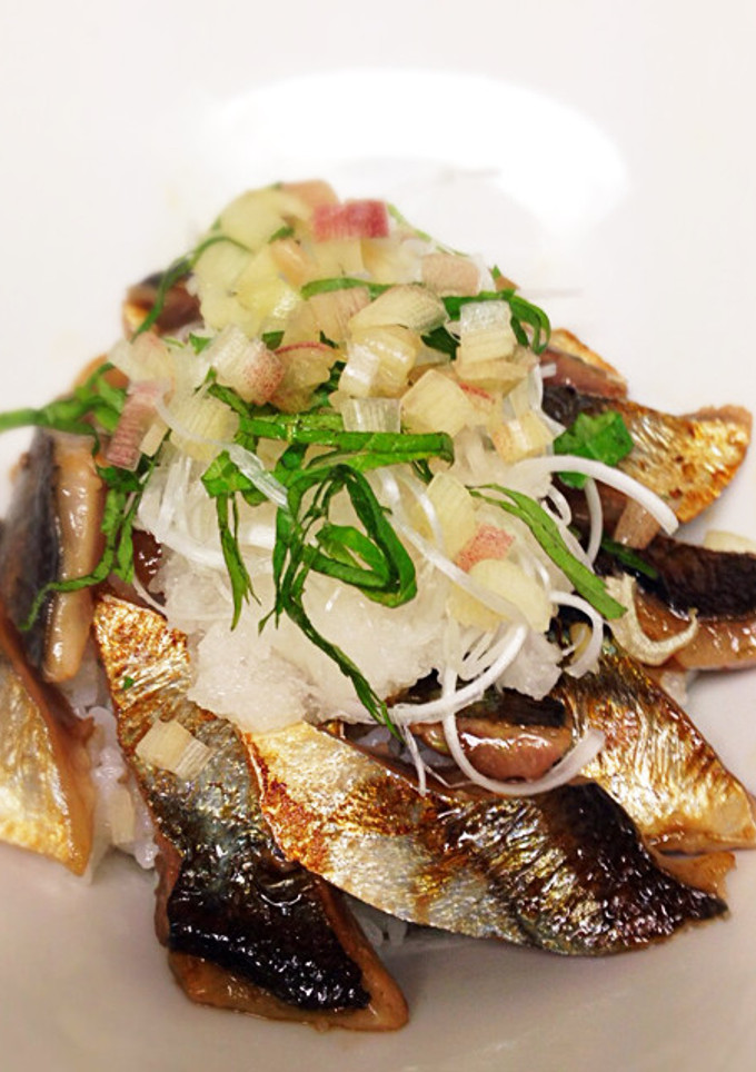 炙り秋刀魚丼 柚子胡椒風味-レシピのメイン写真