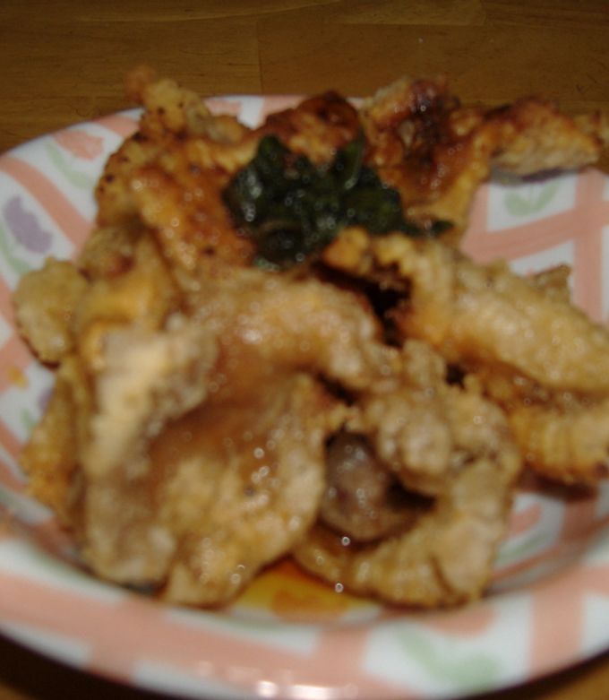 鶏皮のから揚げ甘酢にんにくしょう油 by モモchan7