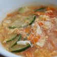 冷凍トマト・にんじんの皮・卵のスープ