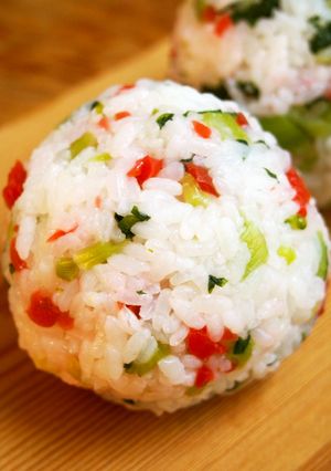 【長野県】野沢菜とカリカリ梅おにぎり-レシピのメイン写真