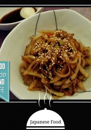 まるっと1本葉も皮も大根で節約おかず！-レシピのメイン写真