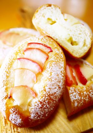 林檎とクリームチーズのハニースイートパン-レシピのメイン写真