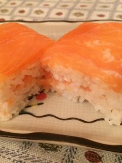 簡単押しずし(スモークサーモンで)-レシピのメイン写真