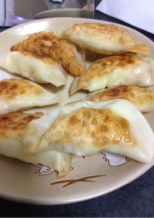 余った餃子の皮でもう1品！鶏チーズ揚げ☆-レシピのメイン写真