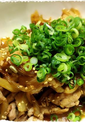 簡単！ご飯に合う「豚と玉ねぎの炒め物」-レシピのメイン写真