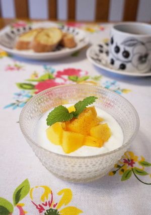 柿にヨーグルト蜂蜜シナモン-レシピのメイン写真