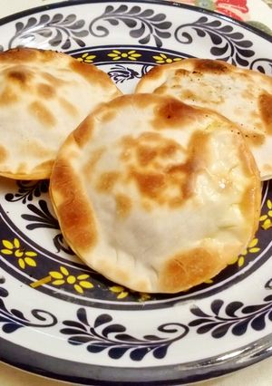 餃子の皮で！カレーパイ♪-レシピのメイン写真