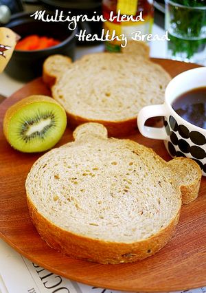 マルチグレイン配合食パン・HB＆クマ型-レシピのメイン写真