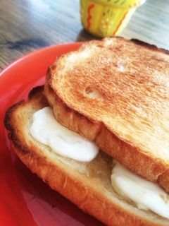 まるでチーズケーキ?!な、超簡単サンド♪-レシピのメイン写真